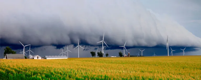 Reducing cyclone and earthquake challenges for wind turbines